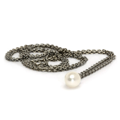 Fantasy Necklace With White Pearl